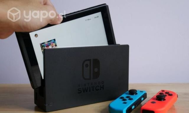 Nintendo Switch + 2 juegos + 8Bitdo
