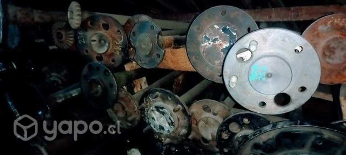 Ejes traseros o palier diversos