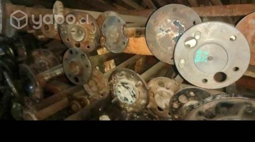 Ejes traseros o palier diversos