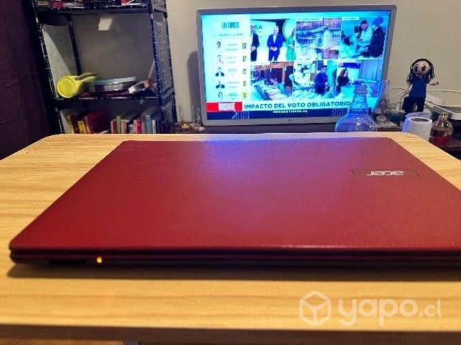 Notebook acer rojo