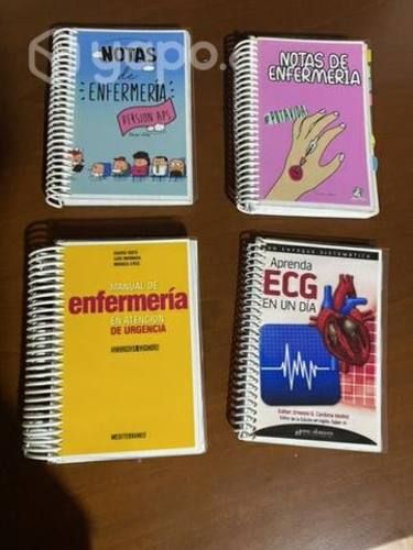 Libros y libretas de enfermería