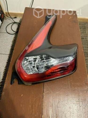 Foco trasero derecho Nissan JUKE 2016