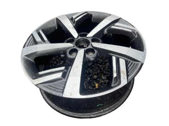 Llanta de Aluminio Changan CS15 2023