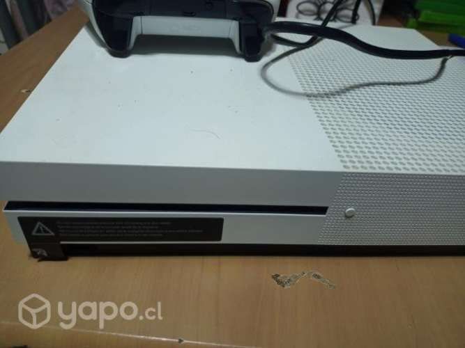 X BOX ONE S. Funcionando al  nada de uso