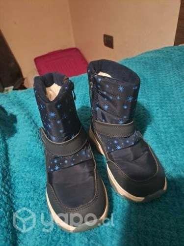 Botín de invierno Buble Gummers, nro 28 con Luces