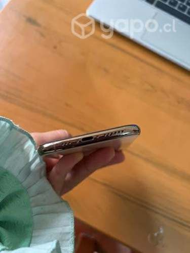 Iphone XS, sin accesorios