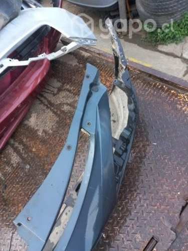 Parachoque Ssangyong actyon 2010 punta tiburón ORI