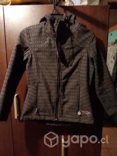 Chaquetas y chalecos