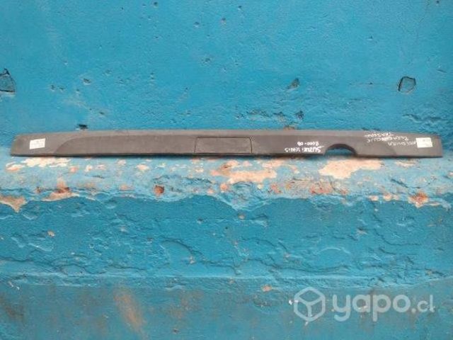 Moldura de parachoque trasero Suzuki ignis 2000-08