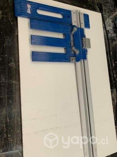 Escuadra para cierra circular