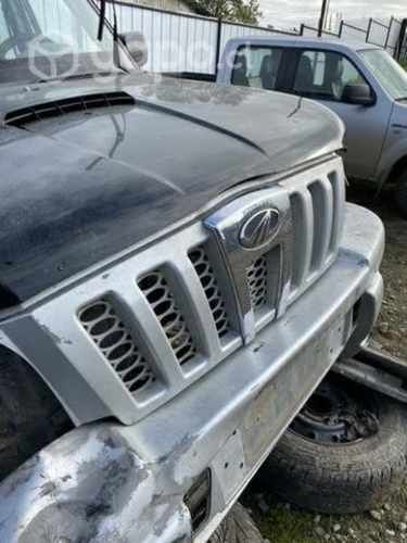 Capot - mahindra 2017