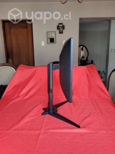 Monitor gamer AOC 1080p 144hz VA Freesync usado