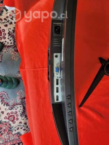 Monitor gamer AOC 1080p 144hz VA Freesync usado