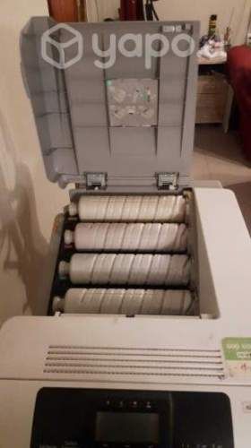 Impresora laser color