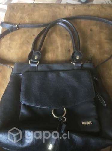 Linda cartera SECRET usada como nueva