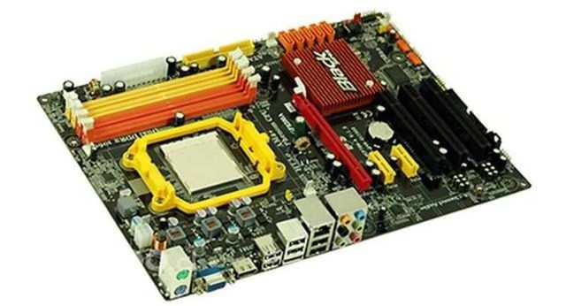 Placa base AM2+ phenom CPU GF8200 a