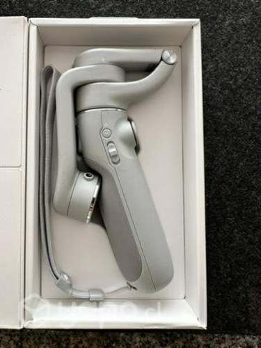 DJI OM5 Gimbal Selfiestick