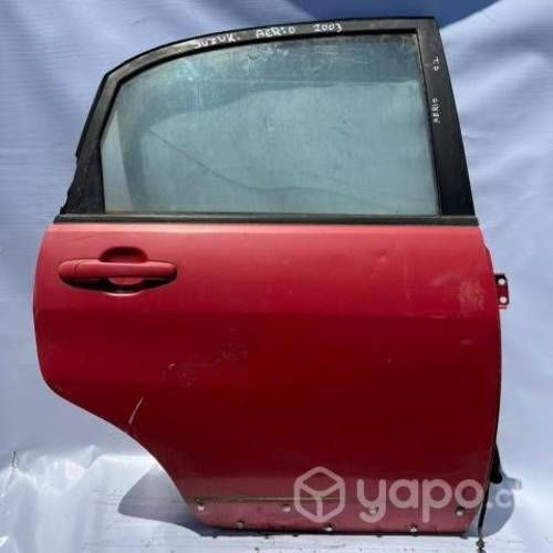 Puerta trasera derecha Suzuki Aerio 2003