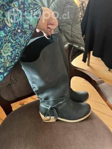 Botas nuevas de cuero 100%
