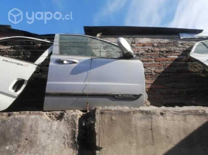 Puerta completa sanyon actyon 2005