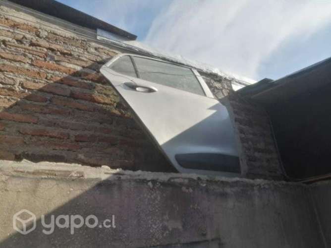 Puerta completa sanyon actyon 2005