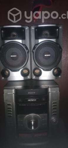 Minicomponente Sony genezi