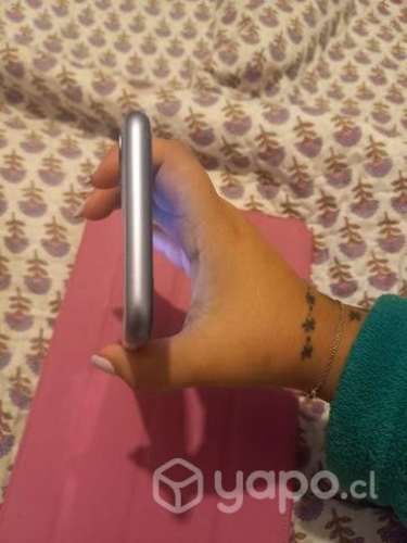 IPhone 11 64 fb color morado