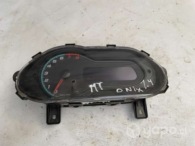 Sinóptico Chevrolet Onix 1.4 MT 2019