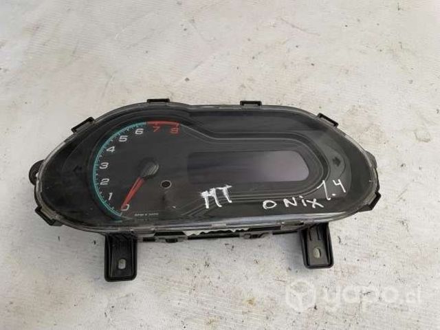 Sinóptico Chevrolet Onix 1.4 MT 2019