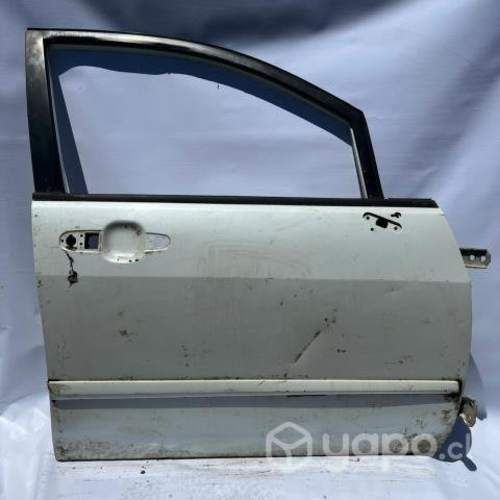 Puerta Derecha delantera Suzuki Aerio 2005
