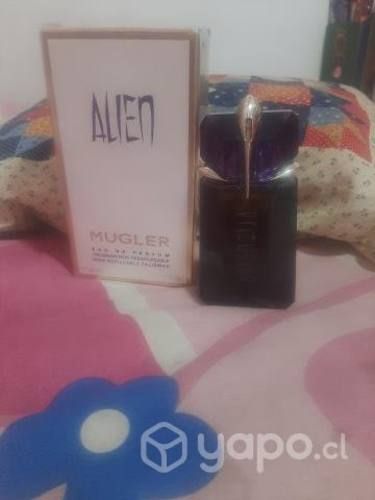 Perfume alien