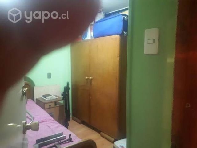 Ropero de dos puertas