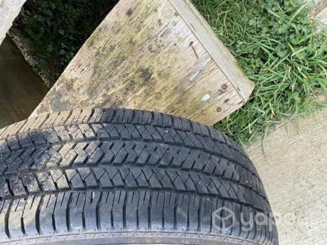 Neumático bridgeston buen estado