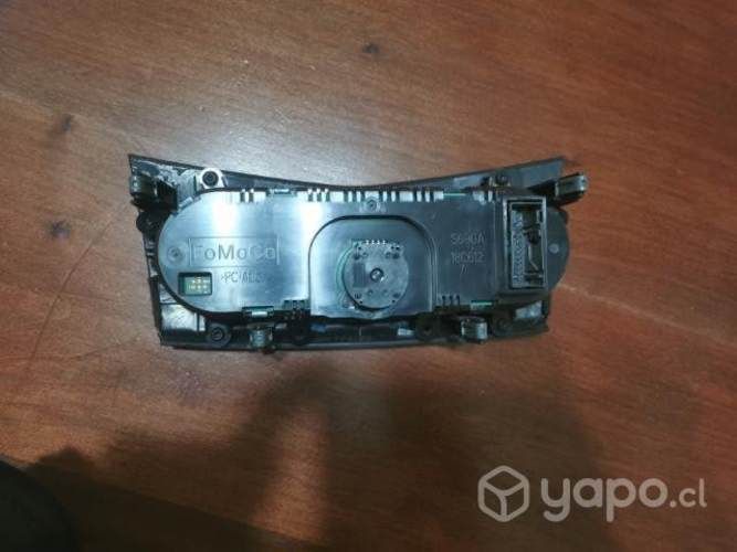 Botonera calefacción bt50 año 2019