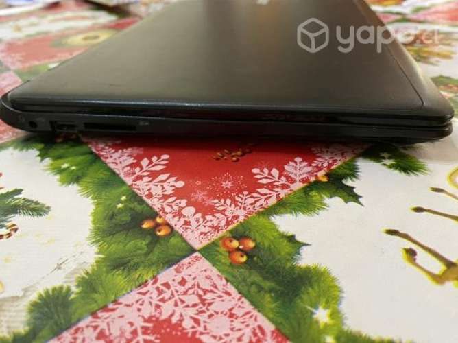 Notebook acer con poco uso