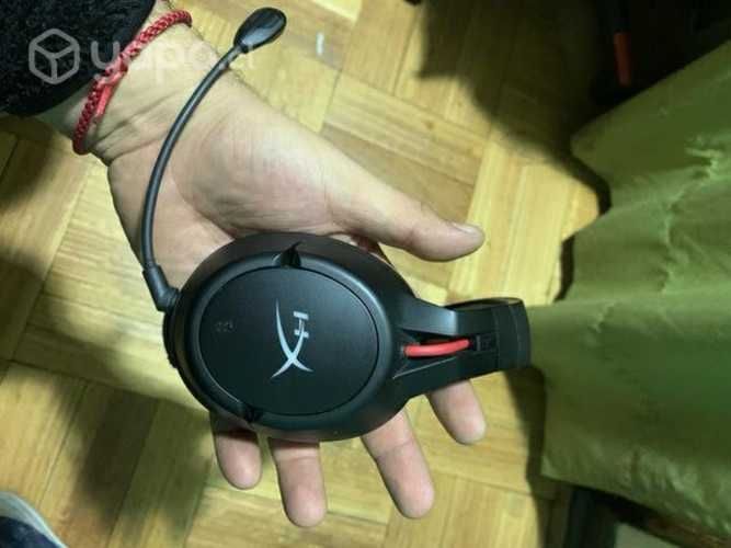 Audifonos hyperx cloud flight wireless