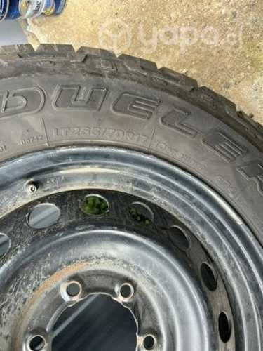 4 neumáticos goodyear wrangler 245/70R17+ 1 regalo