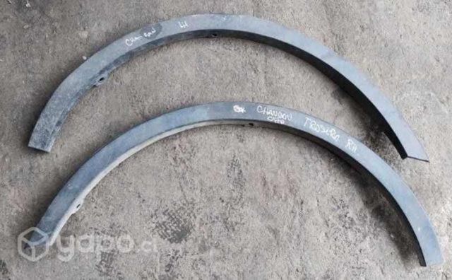 Molduras traseras changan Cx70