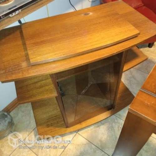 Rack con cubierta giratoria