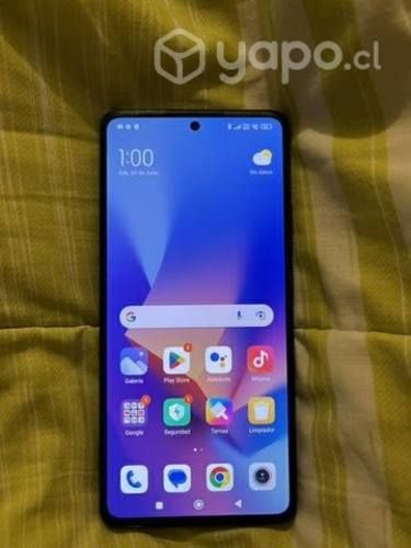 Teléfono Xiaomi 11 y pro