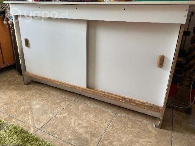 Mueble grande multiuso de madera puertas corredera