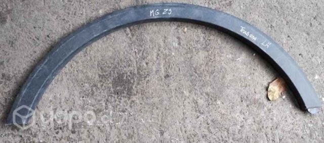 Moldura trasera izq MG ZS