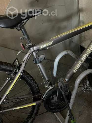 Bicicleta aro 26 con amortiguacion delantera