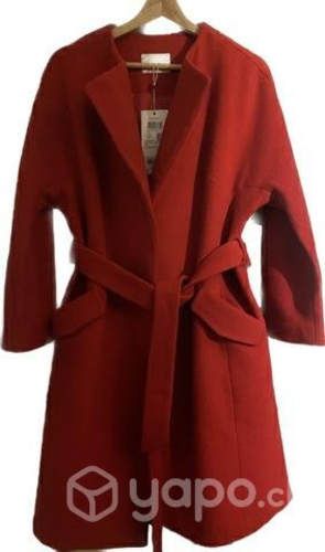 Abrigo vero moda M/L rojo nuevo