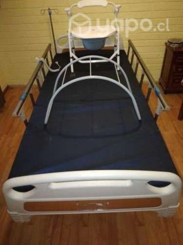 Cama clínica más accesorios