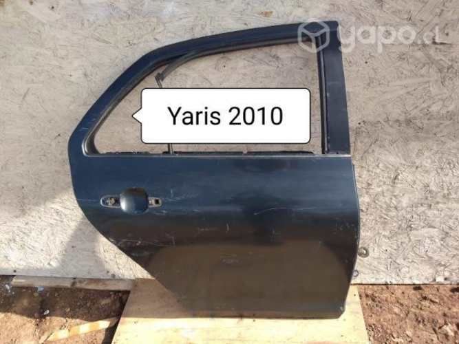 Toyota Yaris 2010 puerta