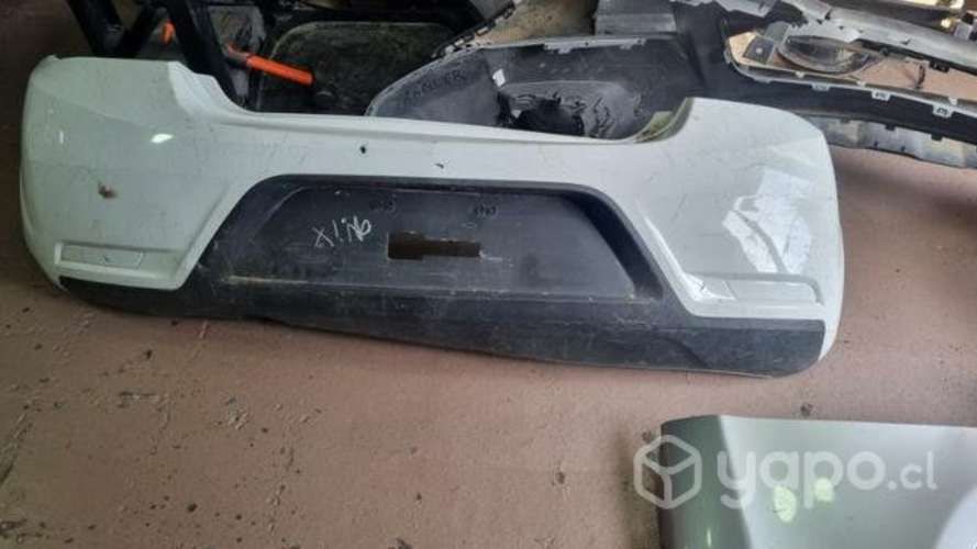 Parachoque trasero de chevrolet onix