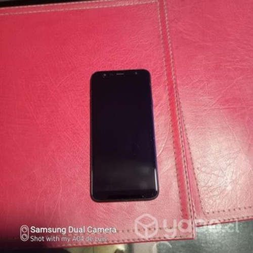 Celular Samsung J4+, buen estado