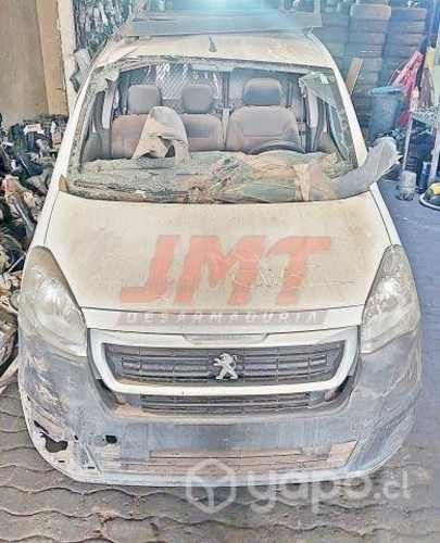 Puerta trasera peugeot partner 1.6 hdi