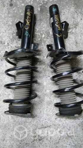 Amortiguador delantero mazda 3